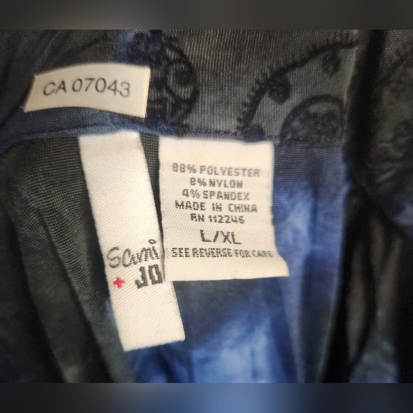 Boho Vest, Flowy with Velour Floral Print - Picture 6 of 9